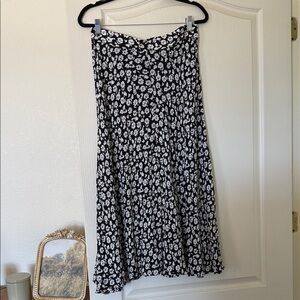 Zara Black and White Floral A-Line Skirt